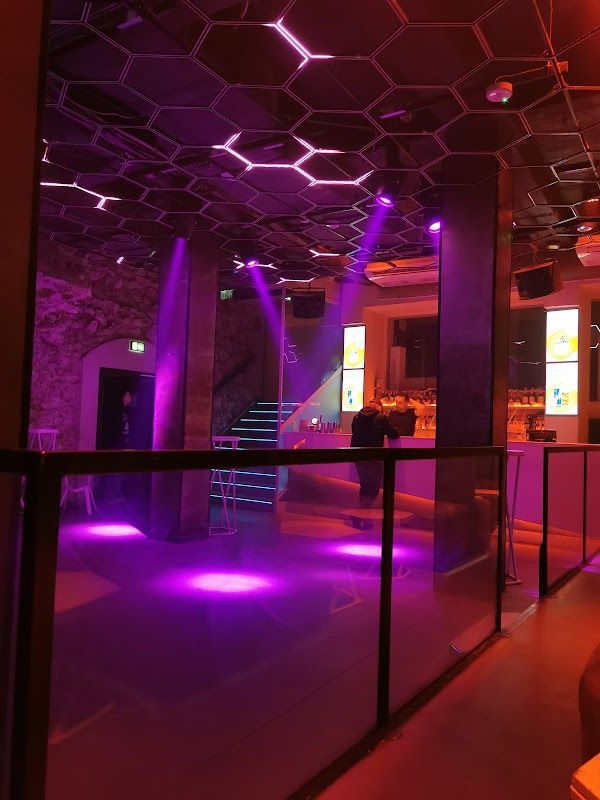 Singer Cafe Krakow