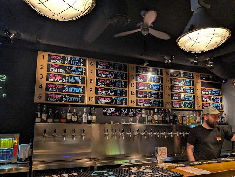 Multi Qlti Tap Bar Krakow interior