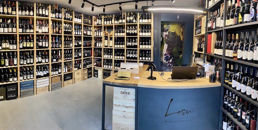 Szumiace Wino, Krakow