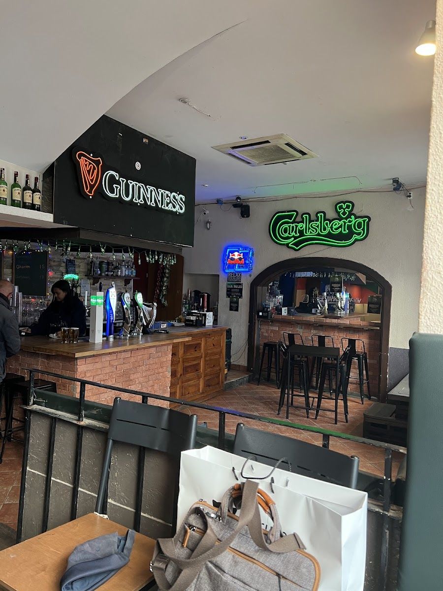 The Shamrock Irish Pub Old Town atmosphere