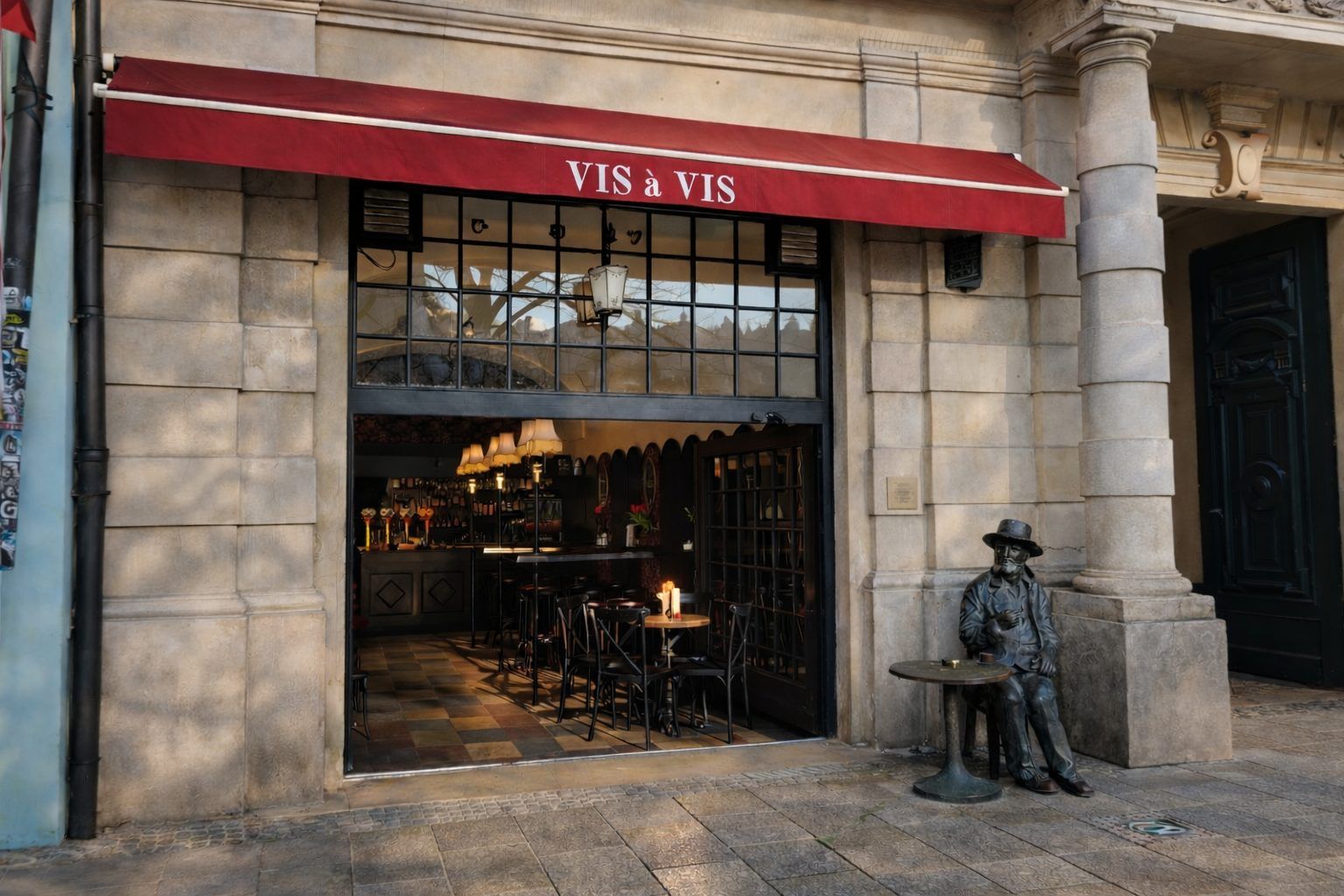 Vis-a-Vis Bar Krakow bar interior