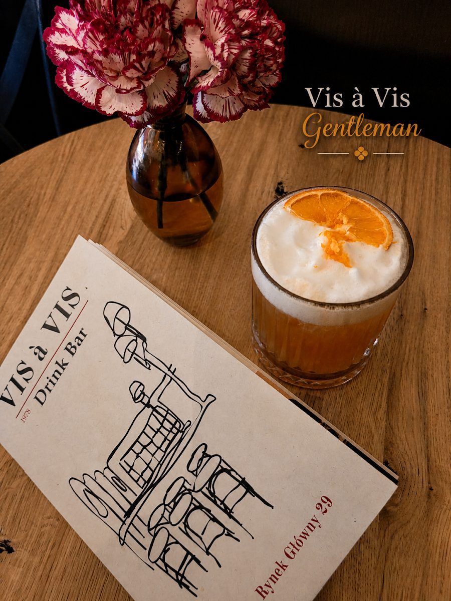 Vis-a-Vis Bar Krakow interior