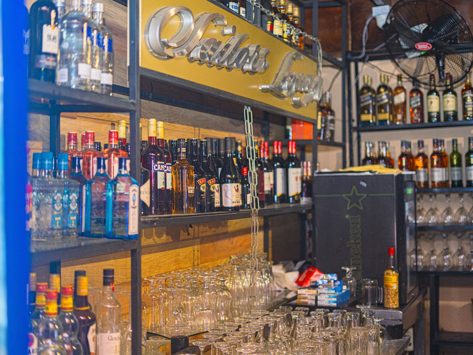 Sailor's Lounge