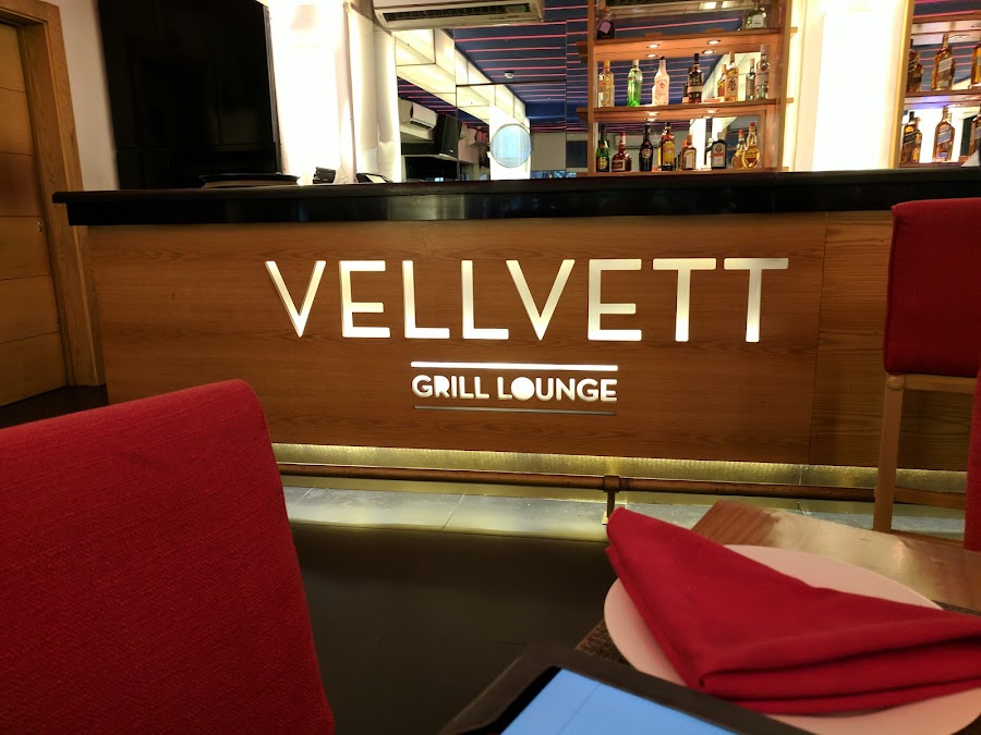 Vellvett, Lagos