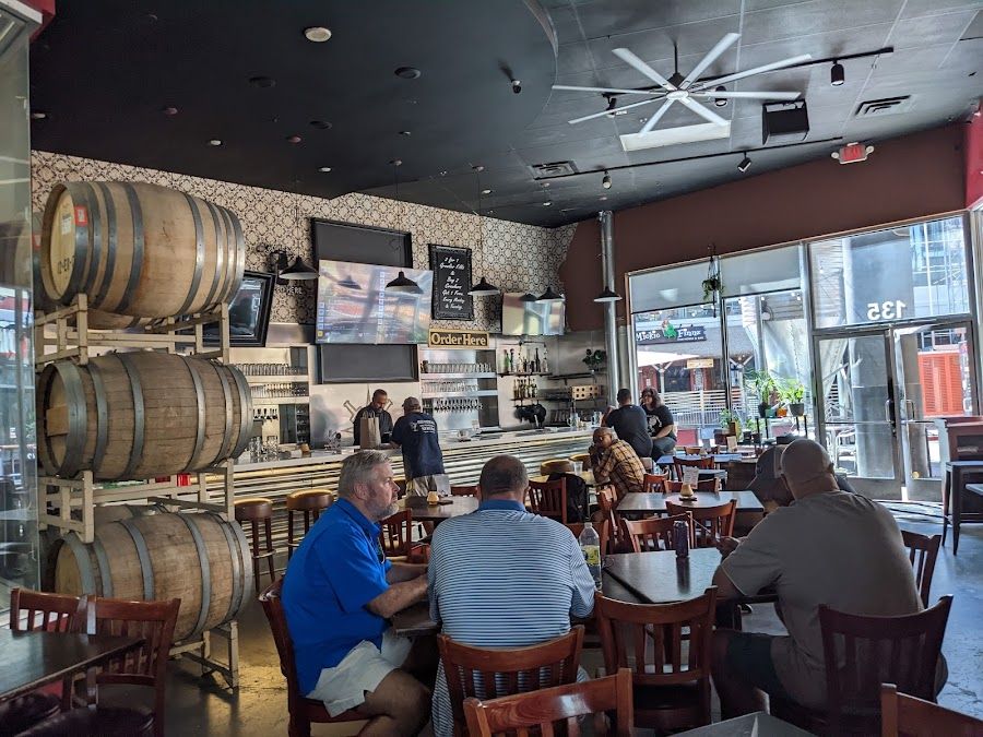 Banger Brewing bar service