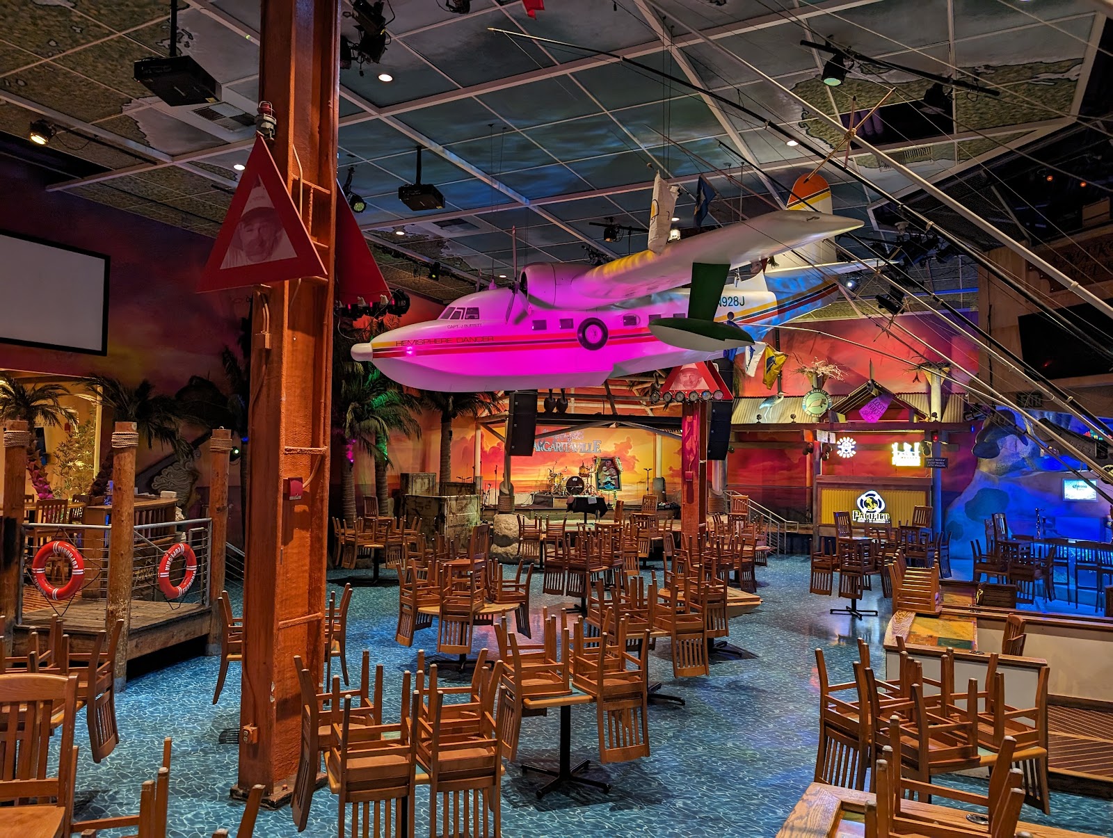 5 O'Clock Somewhere, Las Vegas