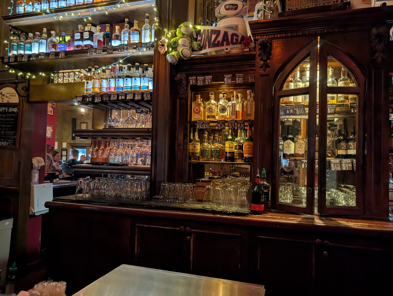 Tom's Watch Bar
