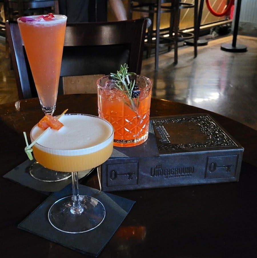 Mob Bar bar service
