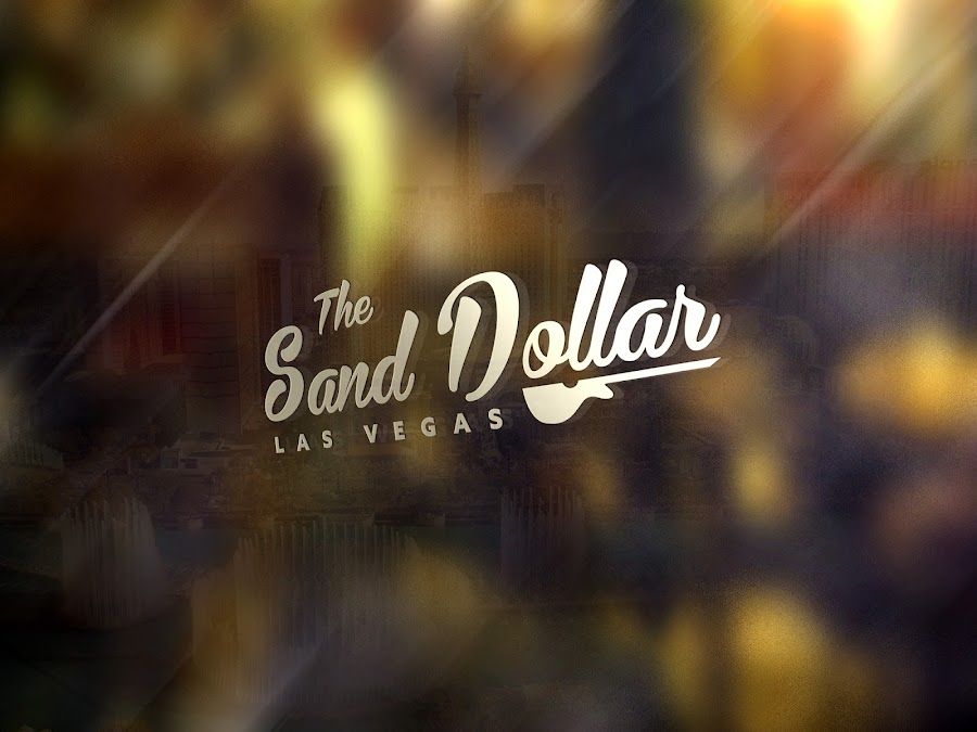 The Sand Dollar Lounge cocktail at the bar