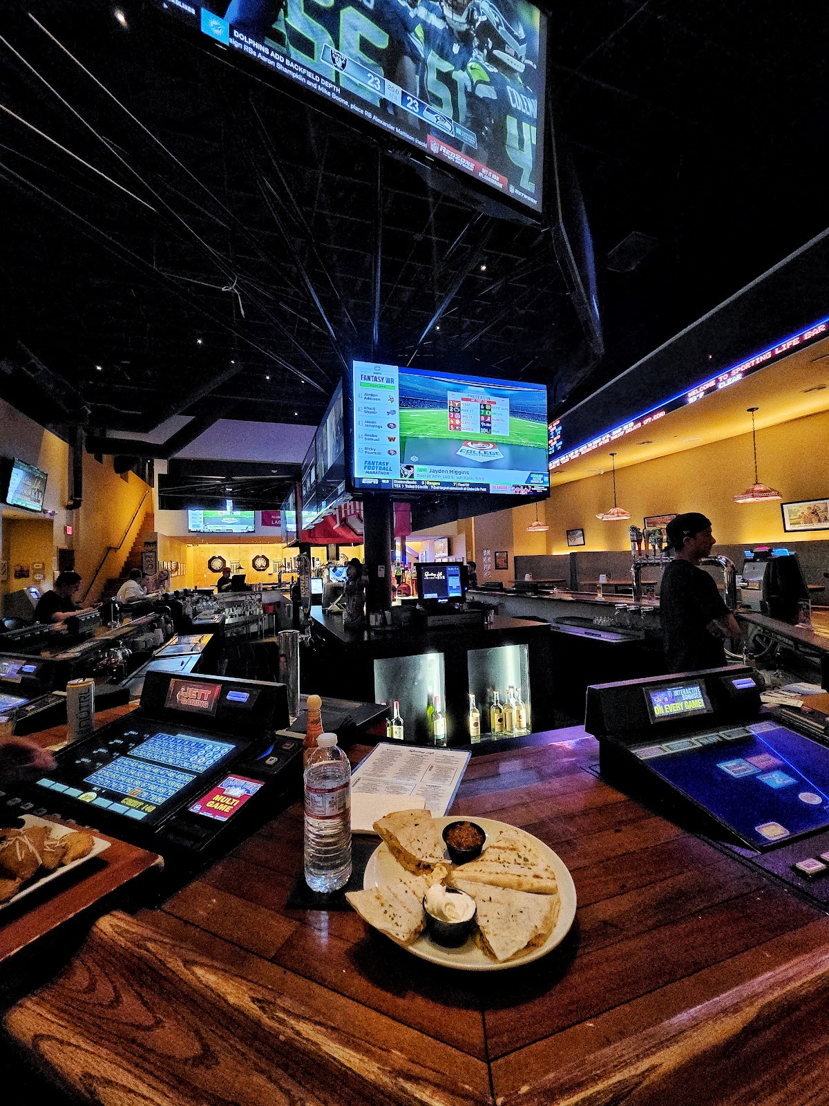 Blondies Sports Bar