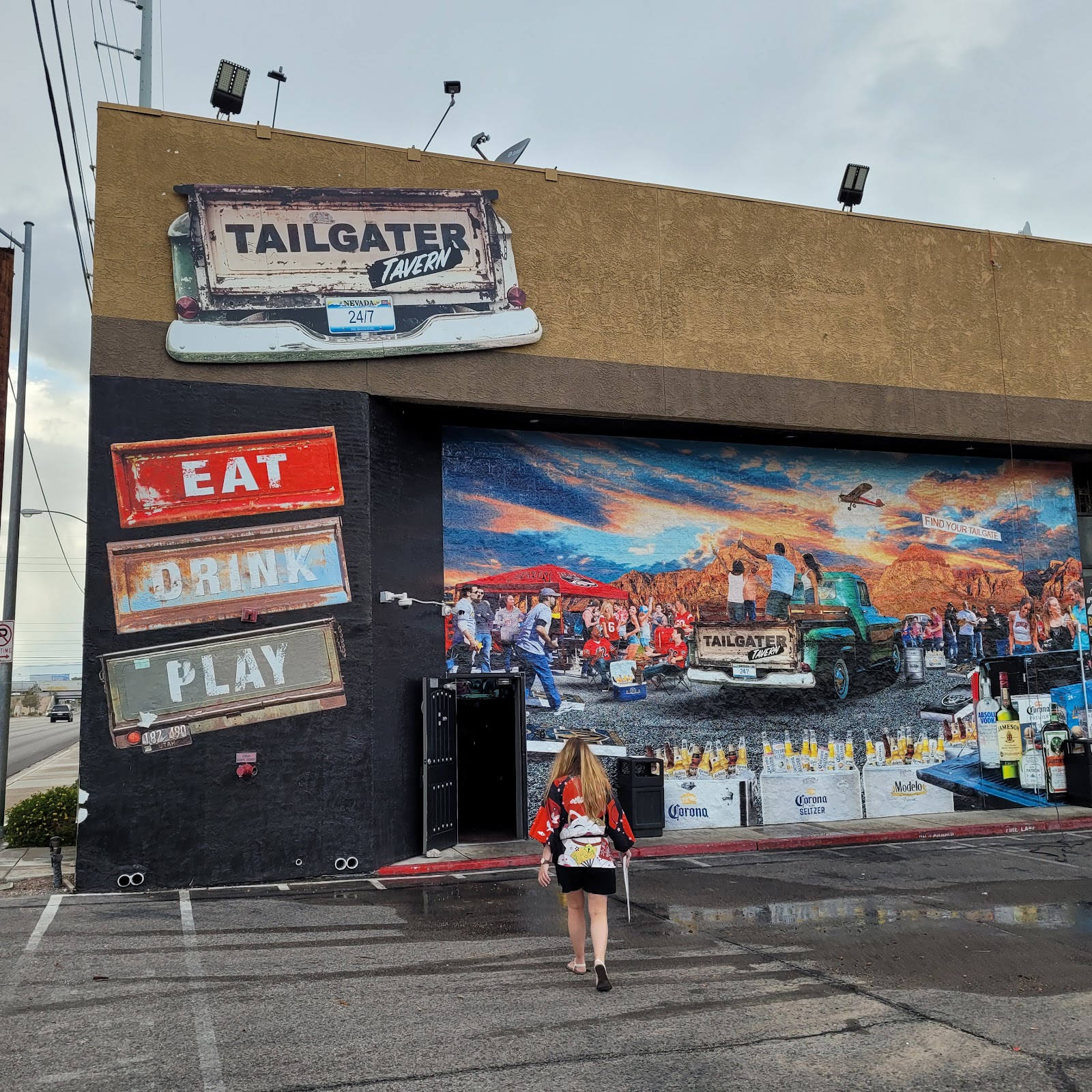 Blondies Sports Bar