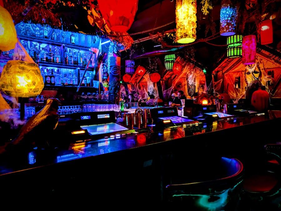 The Golden Tiki Chinatown atmosphere