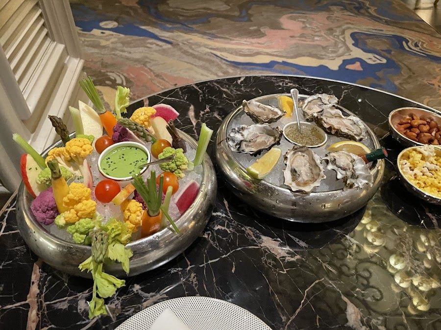 The Petrossian Bar at Bellagio bar service