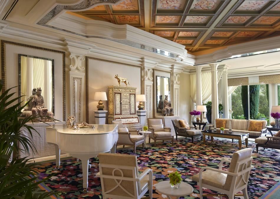 The Roof Bar at Wynn Las Vegas bar interior