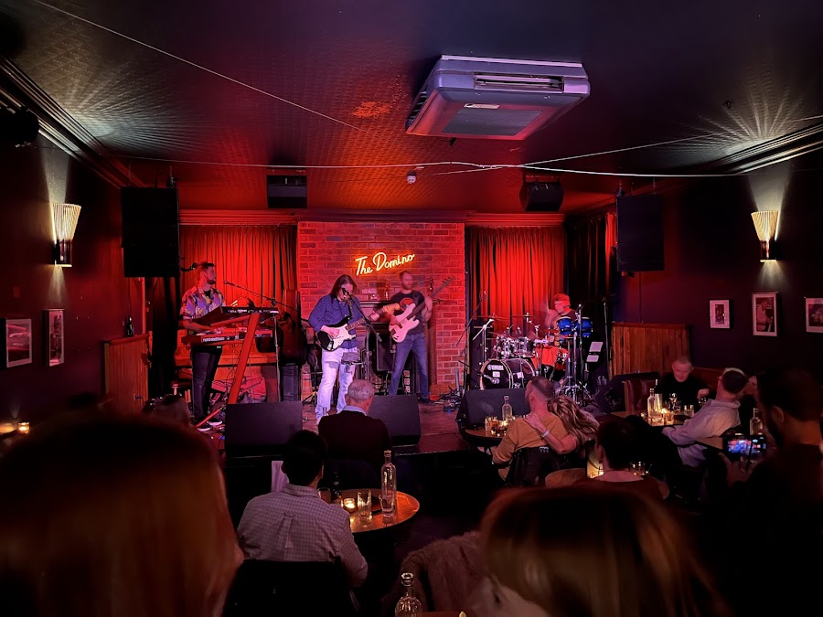 Domino, Leeds