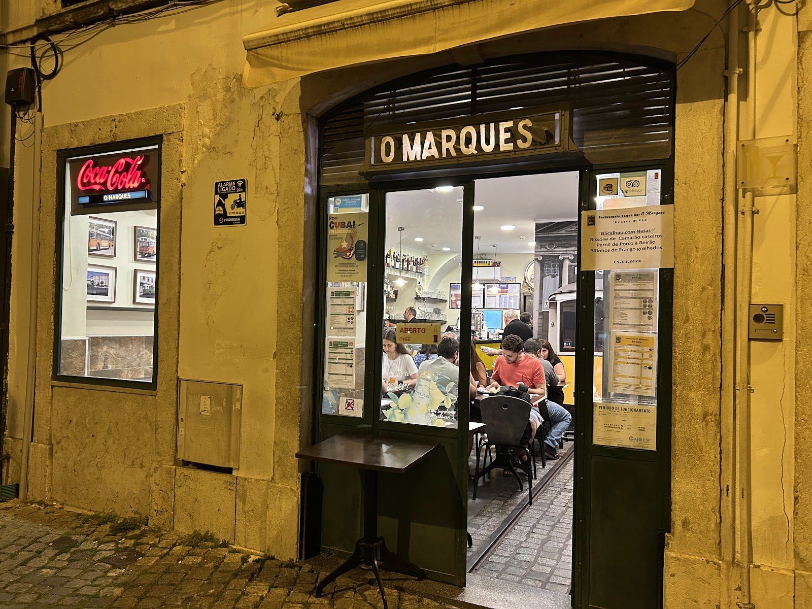 Baccus Marques Lisbon bar interior