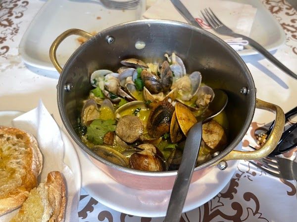 Bairru's Bodega Lisbon