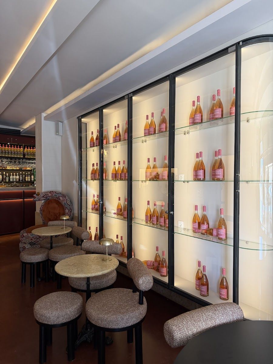 Comida de Santo bar service
