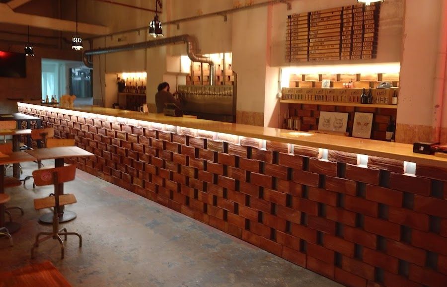 Lince Beer bar service