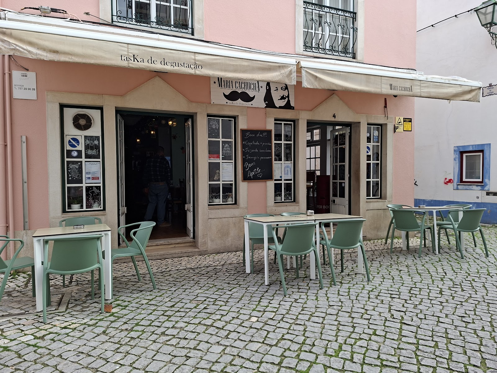 Maria Caxuxa Lisbon Bairro Alto Bar interior