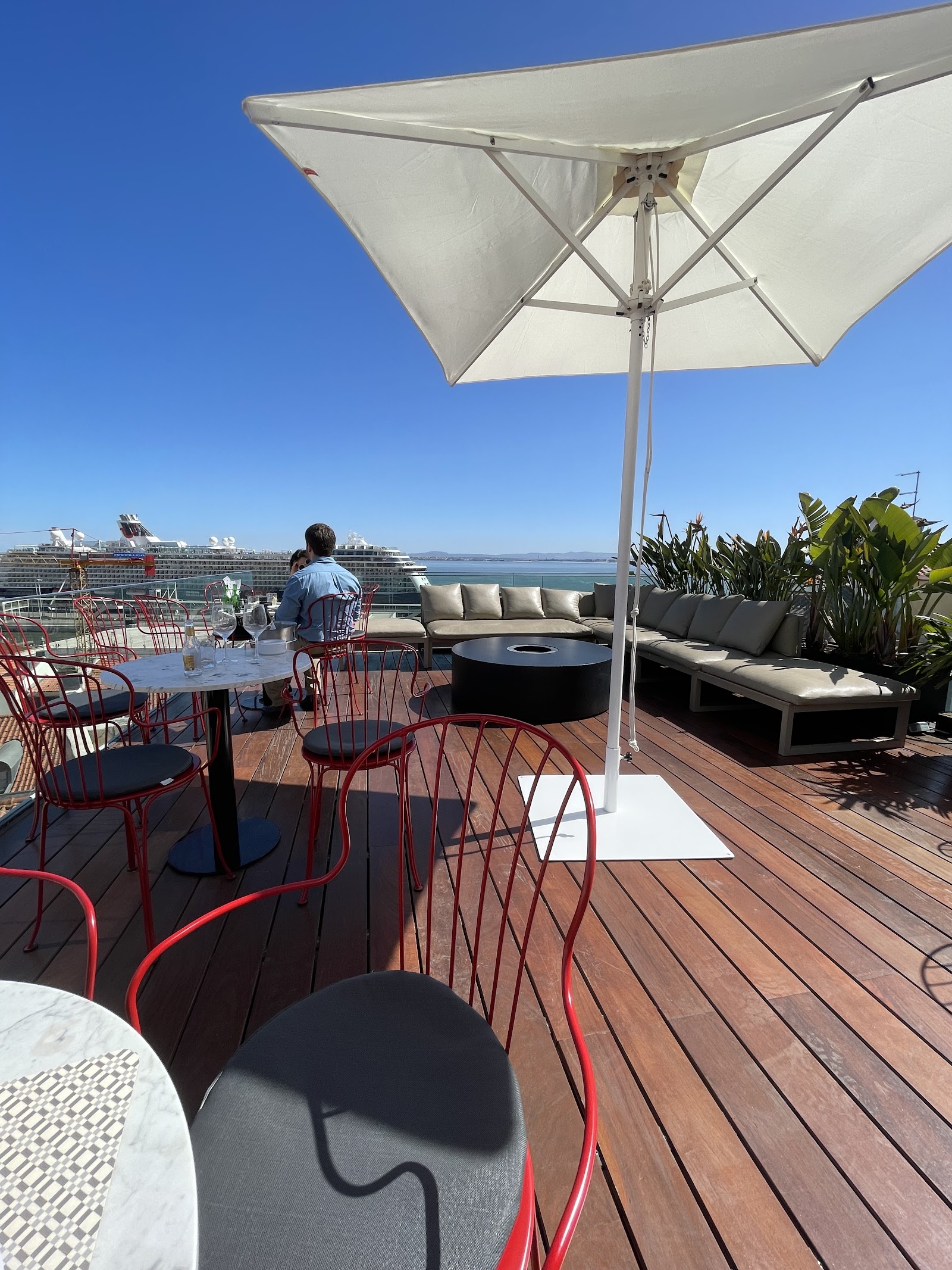Memmo Alfama Terrace in Lisbon