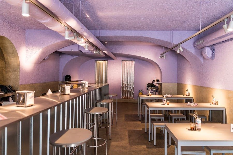 Musa da Bica bar service