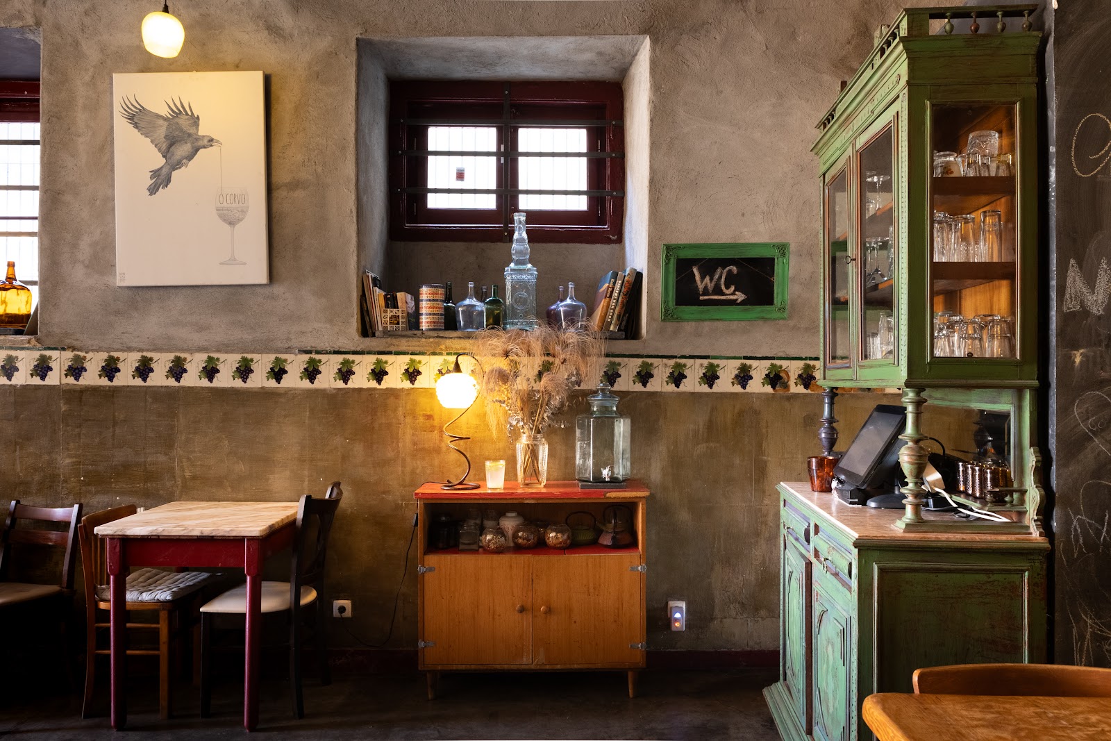 O Corvo, Lisbon