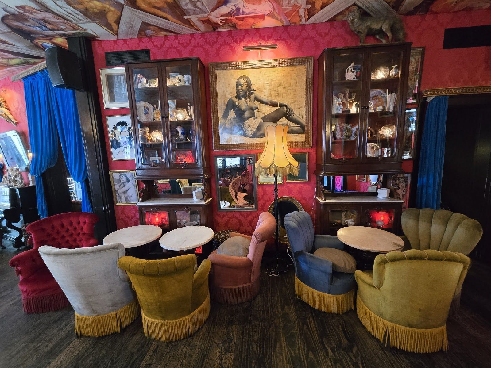 Pensão Amor, Lisbon