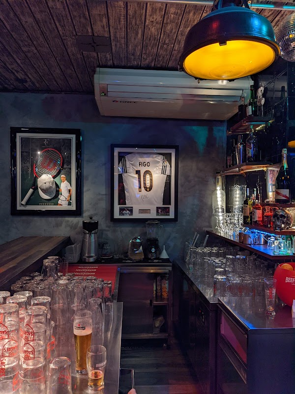 Hennessy's Irish Pub Lisbon