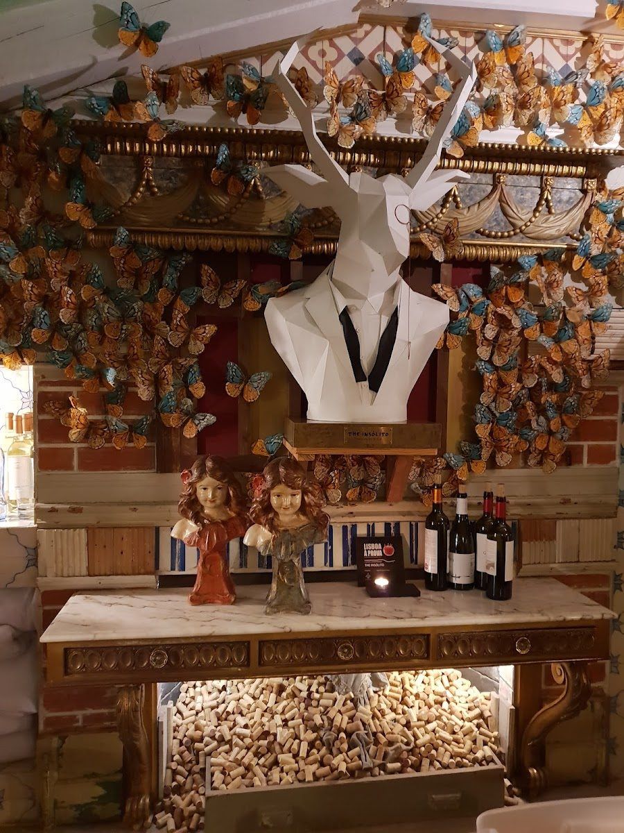 Insolito cocktail at the bar