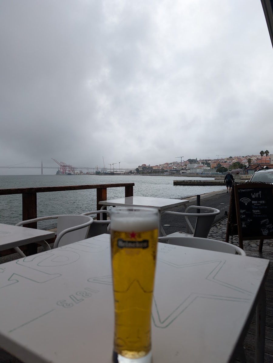 Titanic Sur Mer, Lisbon