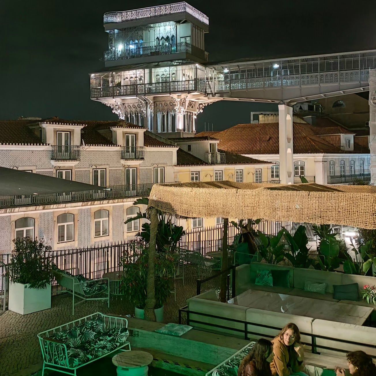Topo Chiado, Lisbon
