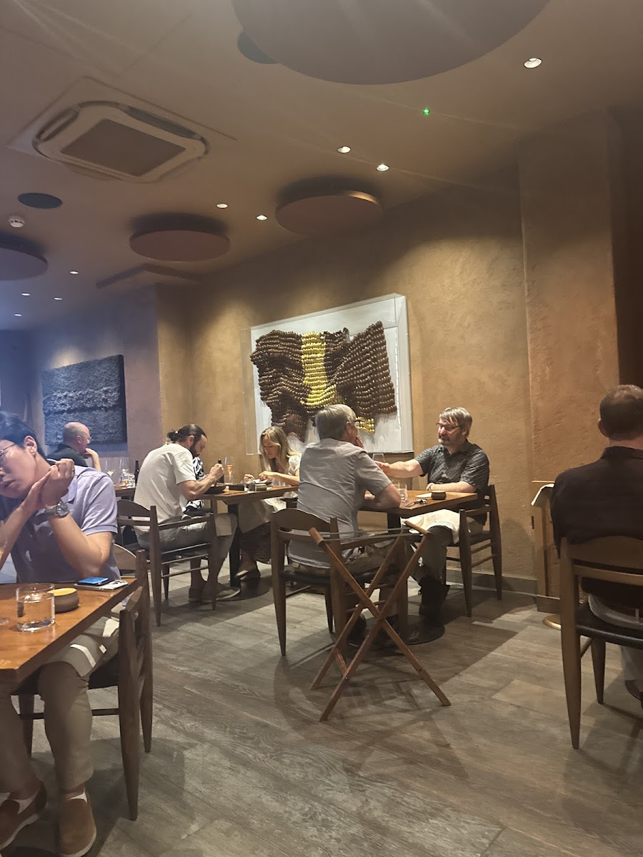 Akoko, London