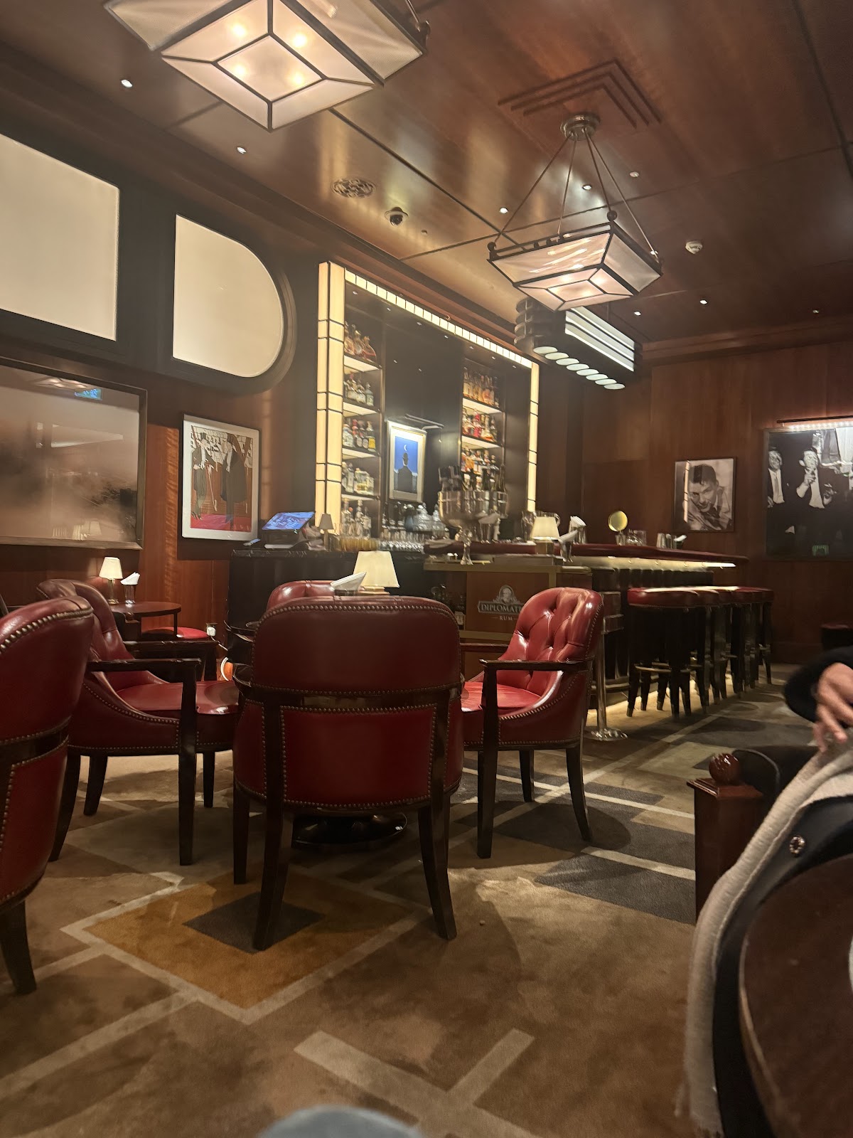 Le Magritte Bar interior detail 3