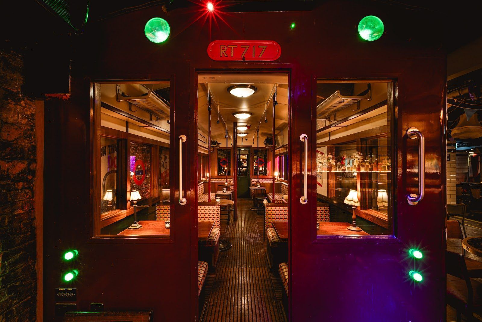 Cahoots, London