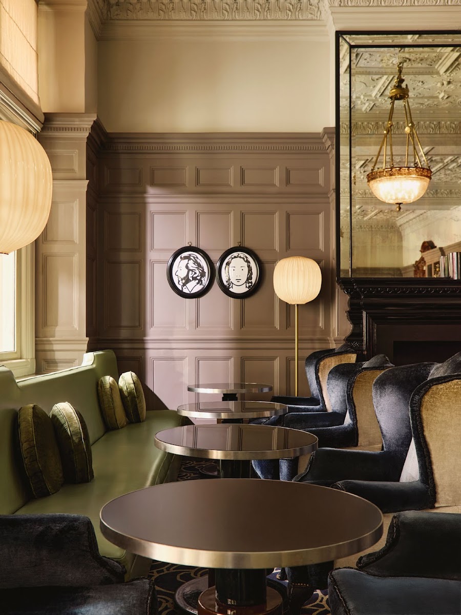 Coburg Bar, London