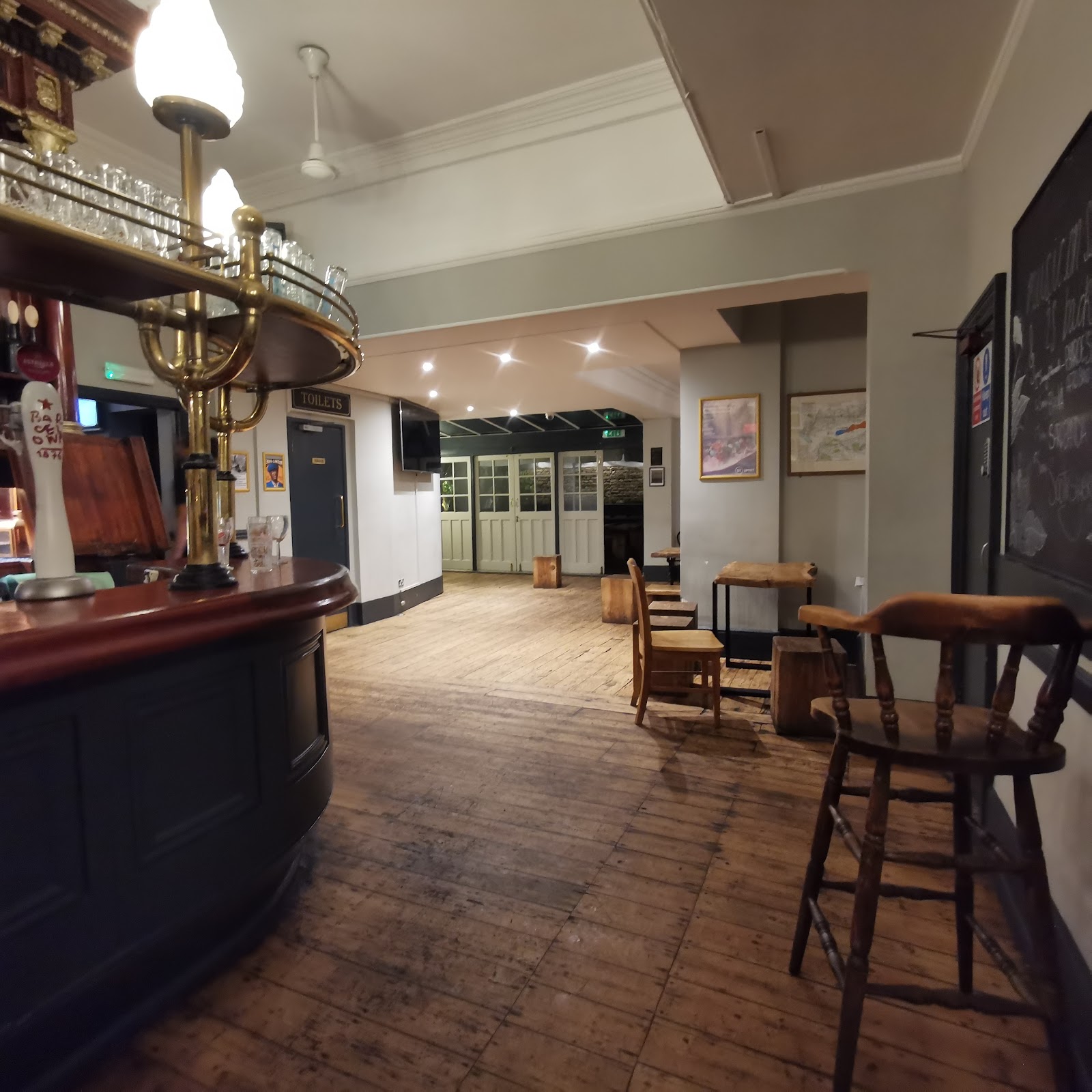 The Effra Hall Tavern interior detail 4