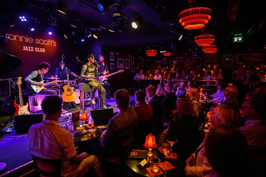 Ronnie Scott's bar service