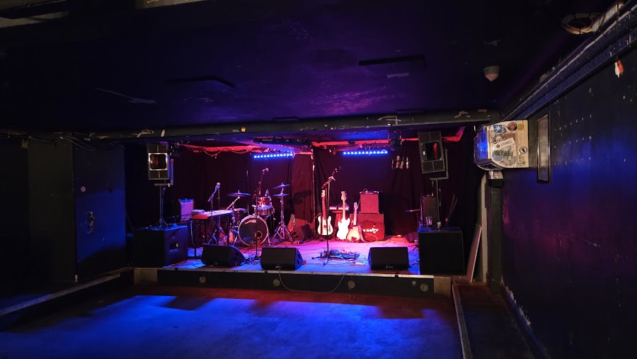 Sebright Arms interior