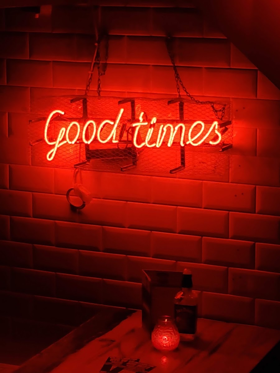 Slim Jim's Liquor Store, London