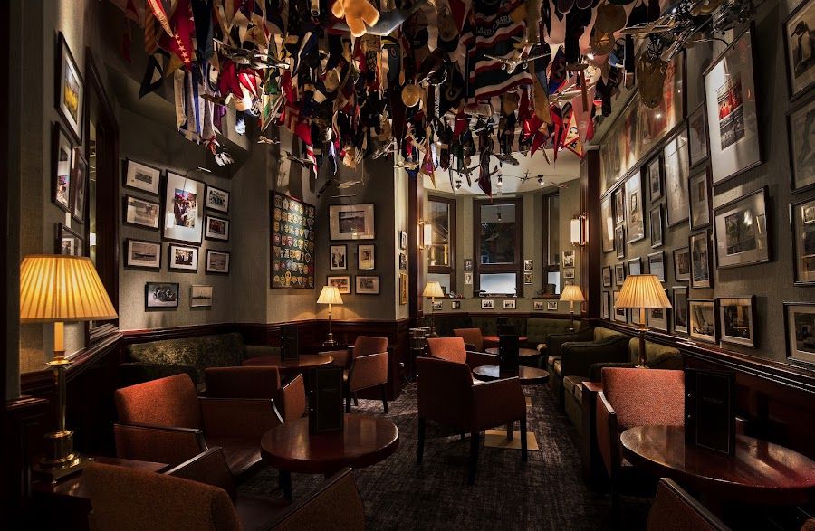The American Bar at The Stafford St James's atmosphere