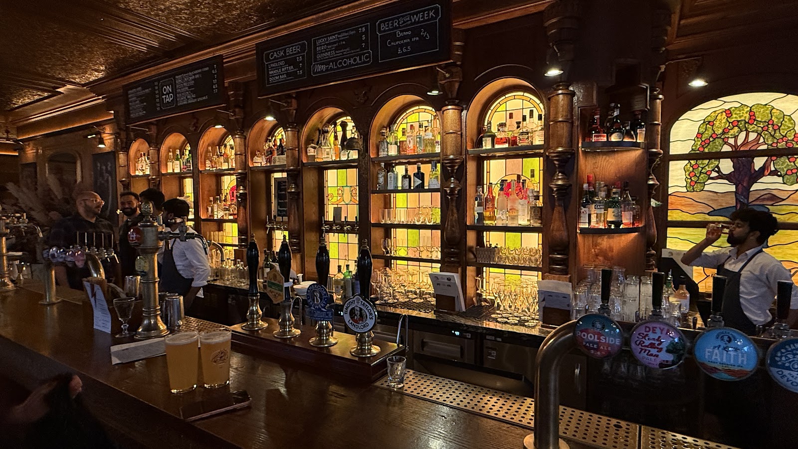 The Cadogan Arms Chelsea London bar interior