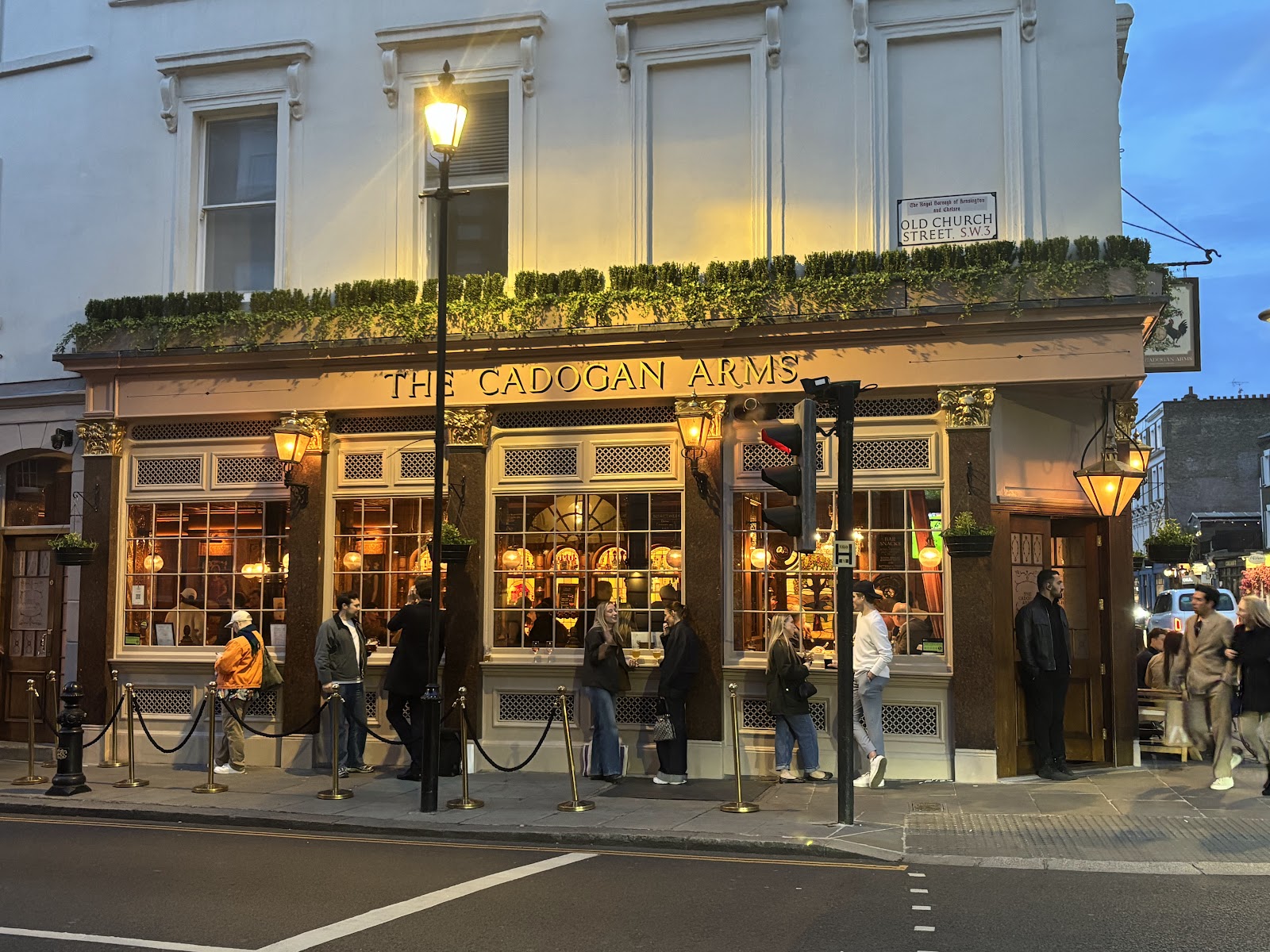 The Cadogan Arms interior 4