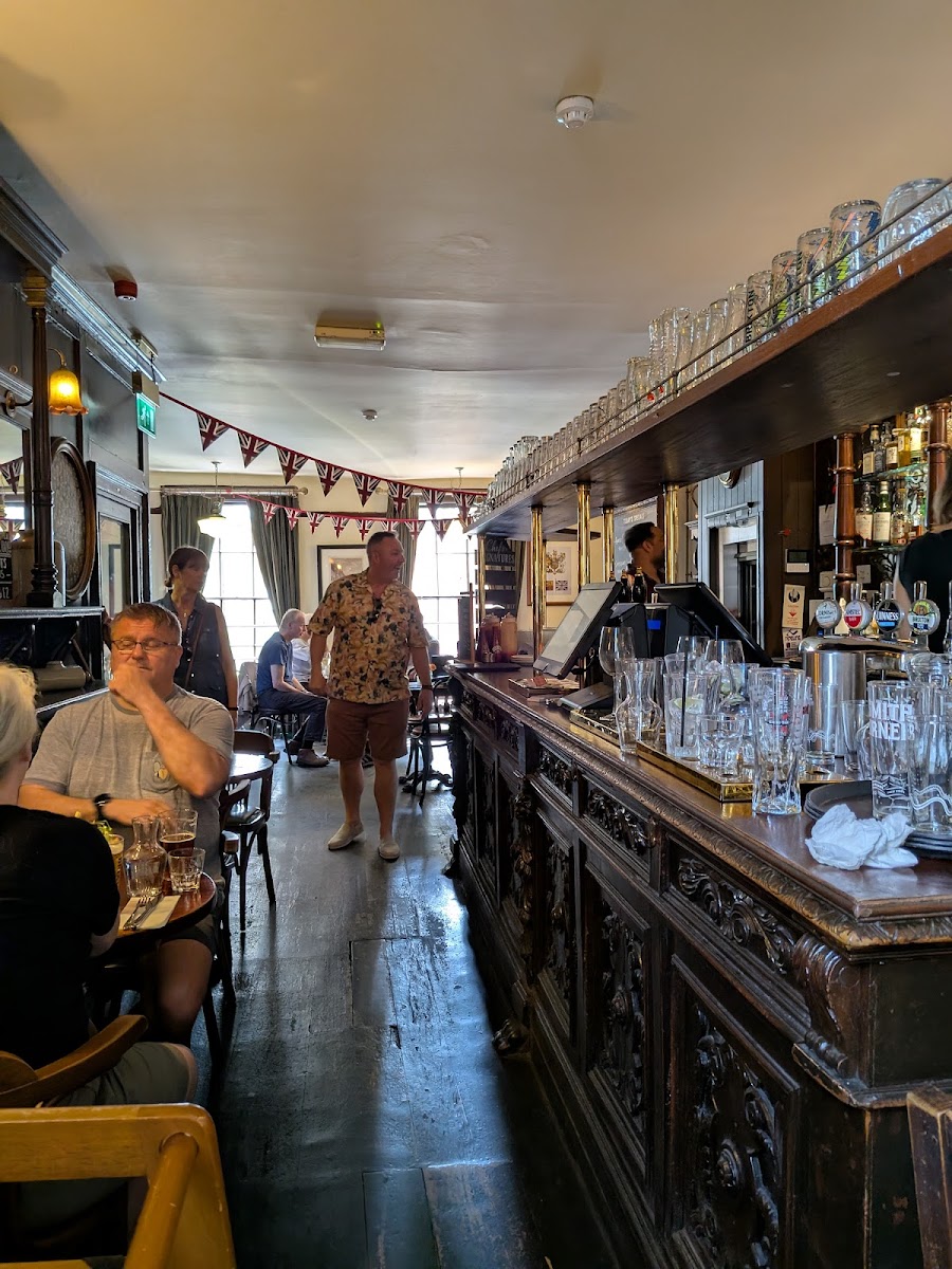 The Charles Lamb, London