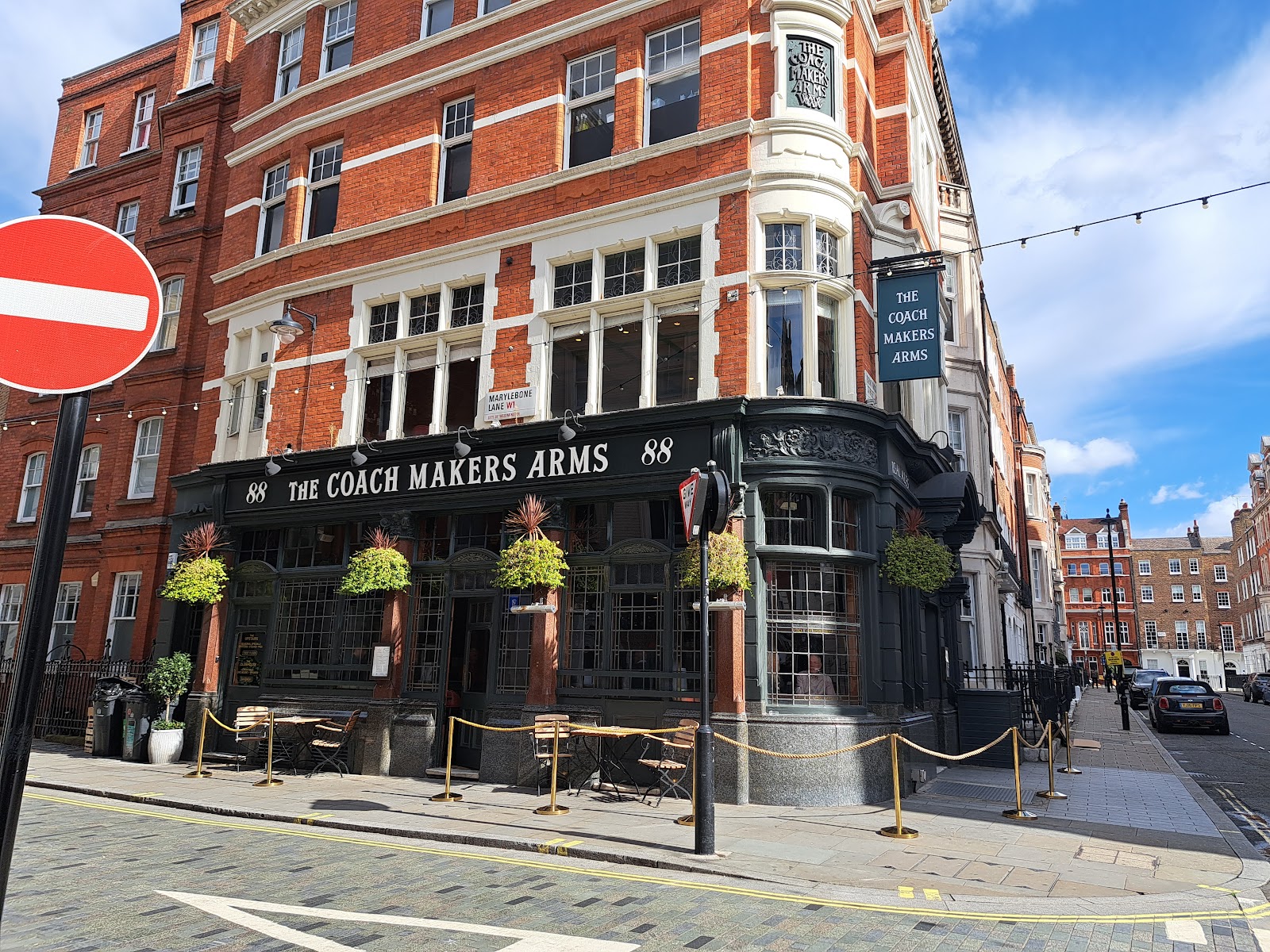 The Coach Makers Arms interior 1