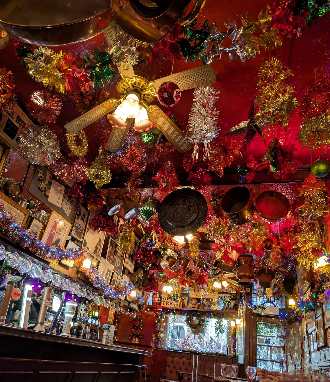 The Cross Keys interior 4