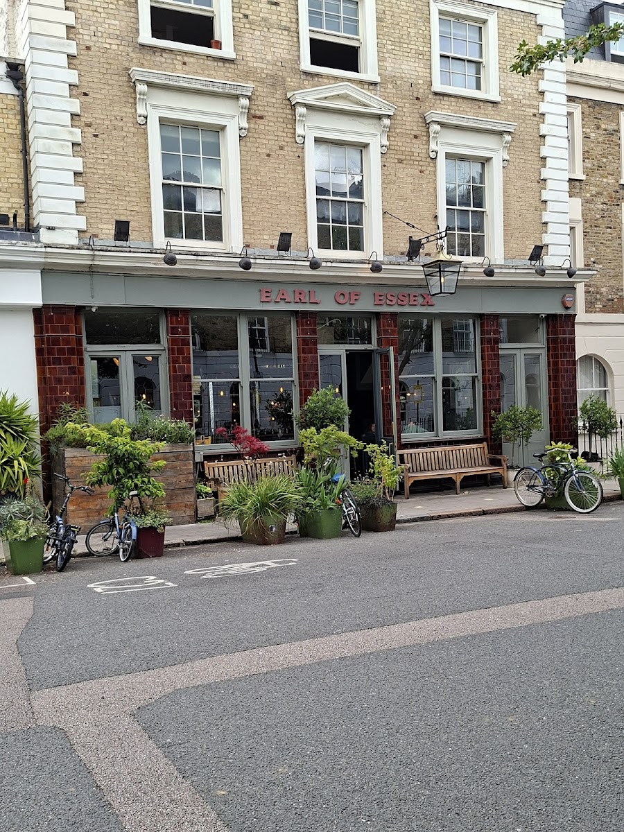 The Earl of Essex, London