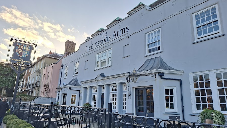 The Freemasons Arms, London