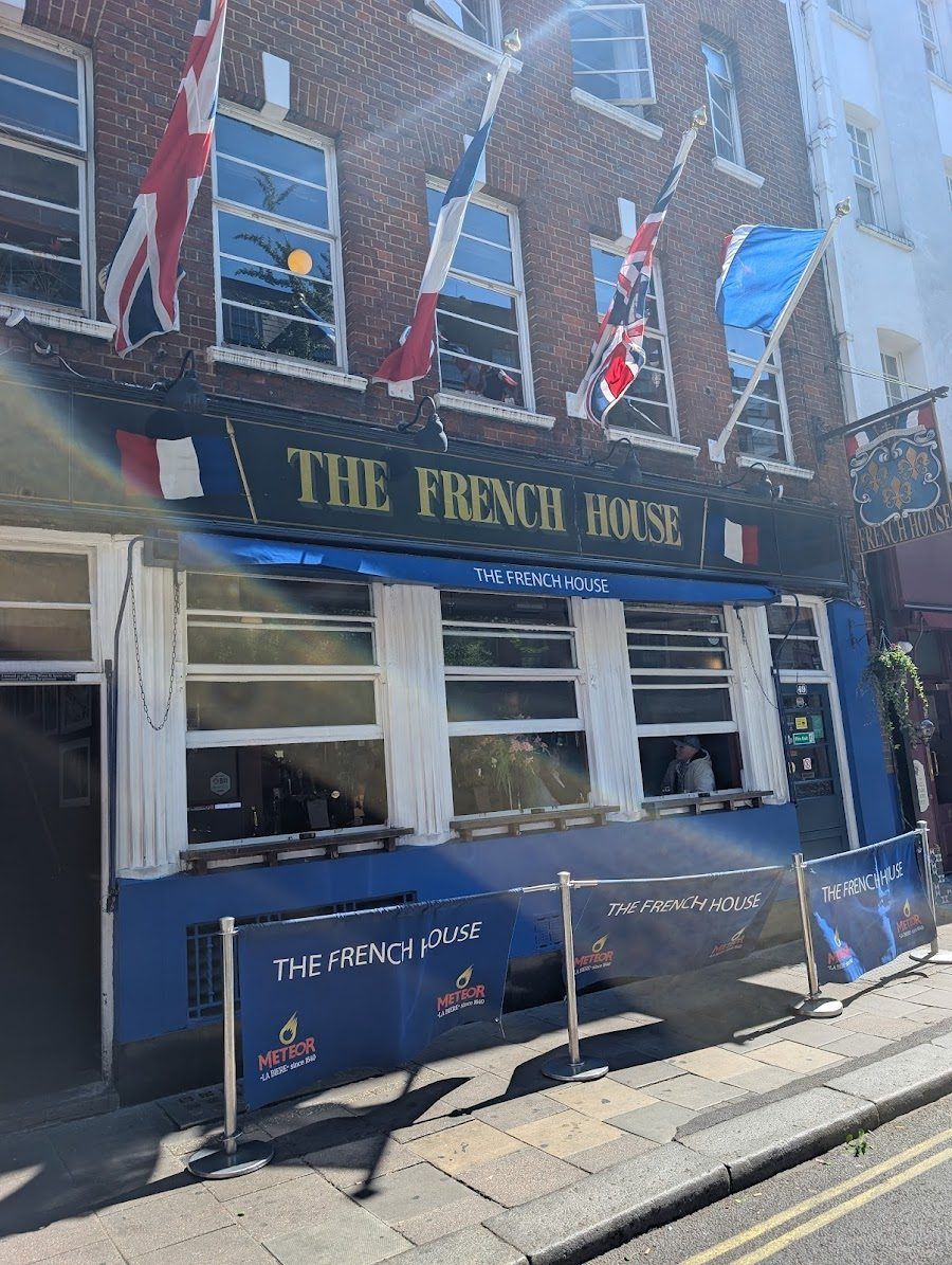 The French House bar service