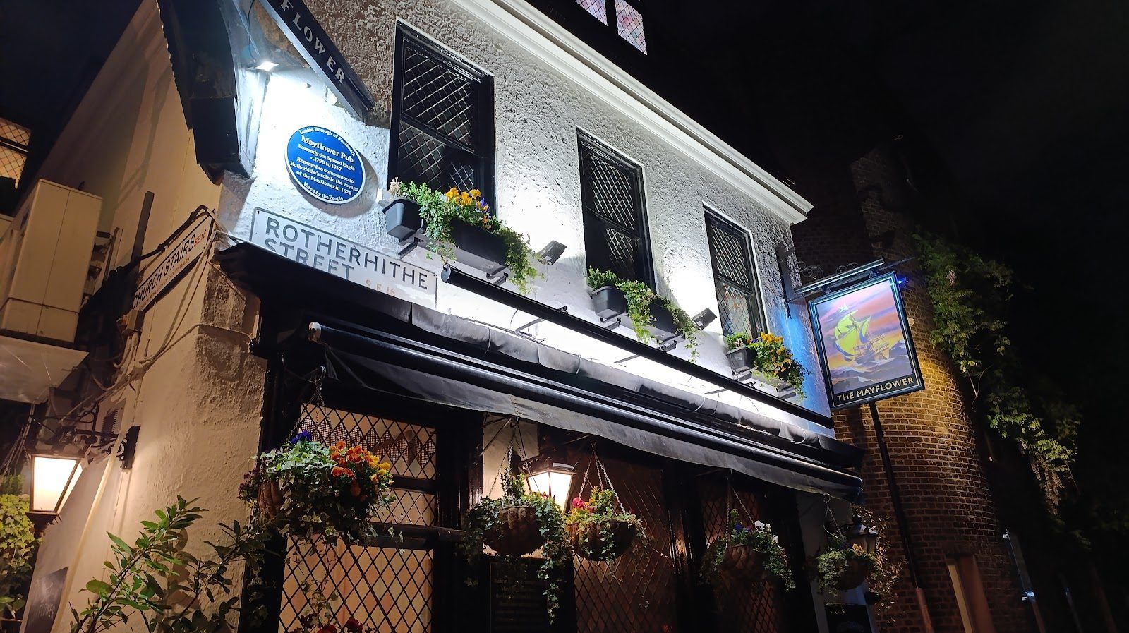 The Mayflower London bar interior